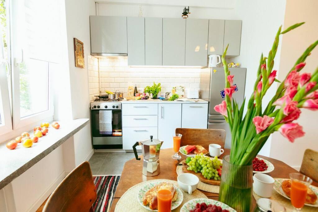 Apartment Retro Vibe In The District Of *