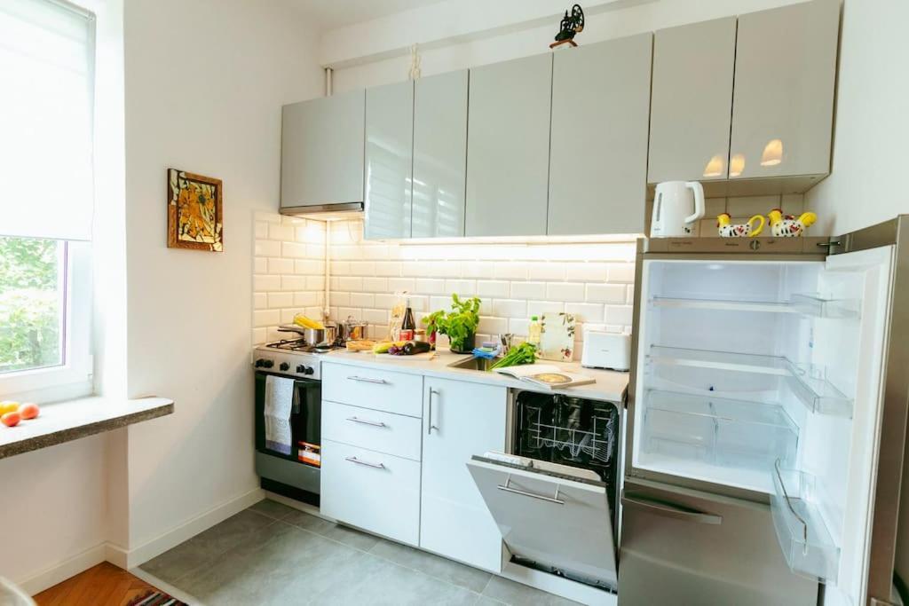Retro Vibe In The District Of Apartment Warschau